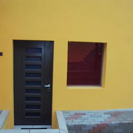 Springs Loft Πανσιόν