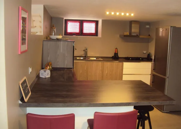 Πανσιόν Springs Loft 4*